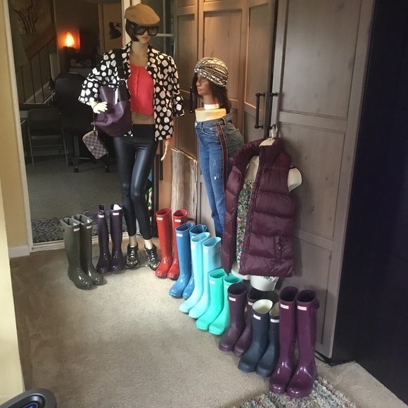 Nike Levis Hunter Frye Hudson Gap Zara lululemon - Picture 2 of 3